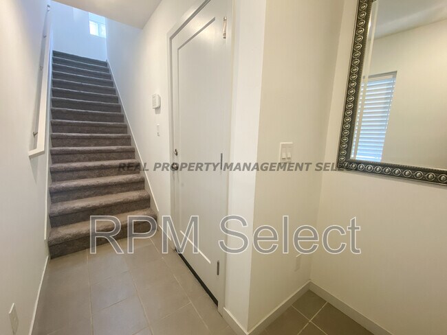 Foto del edificio - 464 Tailoff Ln