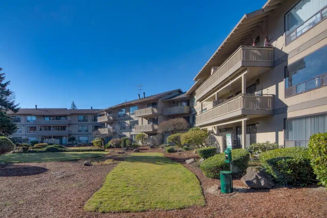 Behind River View - Riverfront Apartments