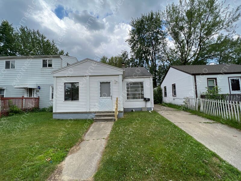 8454 Sherman Ave, Warren, MI 48089 House Rental in Warren, MI