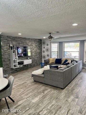 Building Photo - 3 br, 2 bath House - 1492 Scottsdale Rd N