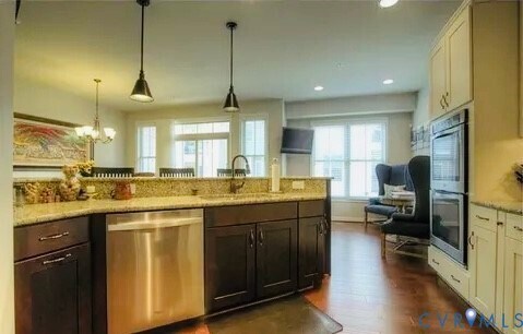 Foto del edificio - 3810 Barnyard Trl