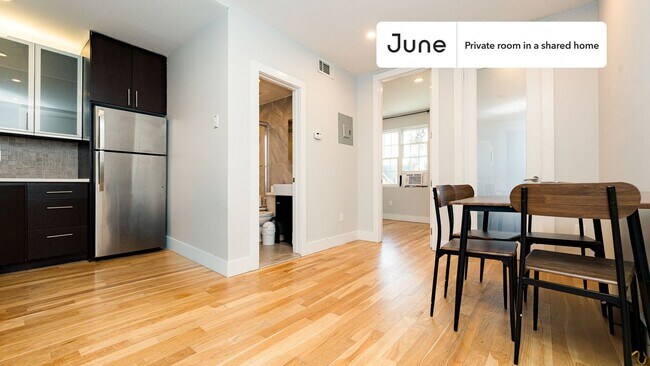 Foto del edificio - Room in Shared 3 bed/1 bath home