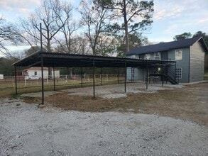 Building Photo - 3215 W Bert Kouns Industrial Loop