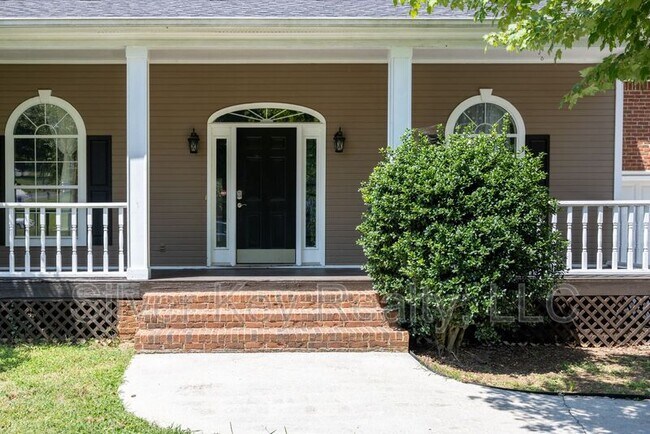 Foto del edificio - 1725 Brookwood Dr NE