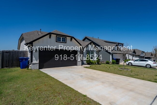 Building Photo - 3 Bed | 2 Bath in Broken Arrow!