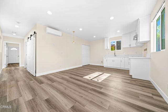 Building Photo - 2861 Altura Ave