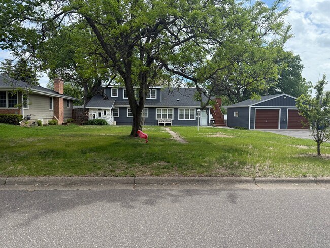 Foto del edificio - 7311 Aldrich Ave S