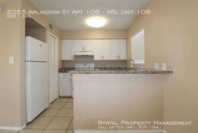 Building Photo - 2 bedroom in Sarasota FL 34239