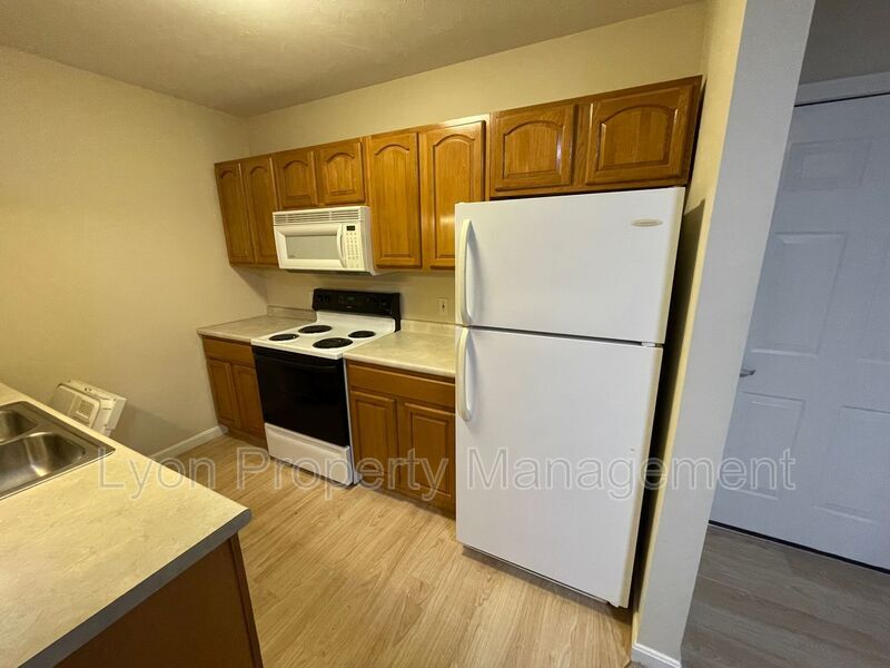 79 Cottage St. Unit 3, Pawtucket, RI 02860 Condo for Rent in