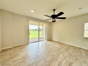 Building Photo - 1760 Birdie Dr