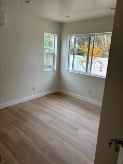 Foto del edificio - 1528 W 223rd St