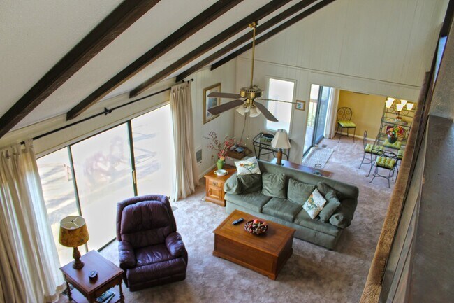 Foto del edificio - Connestee Falls with View