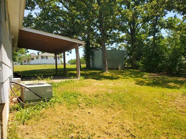 Building Photo - 1675 Neff Rd