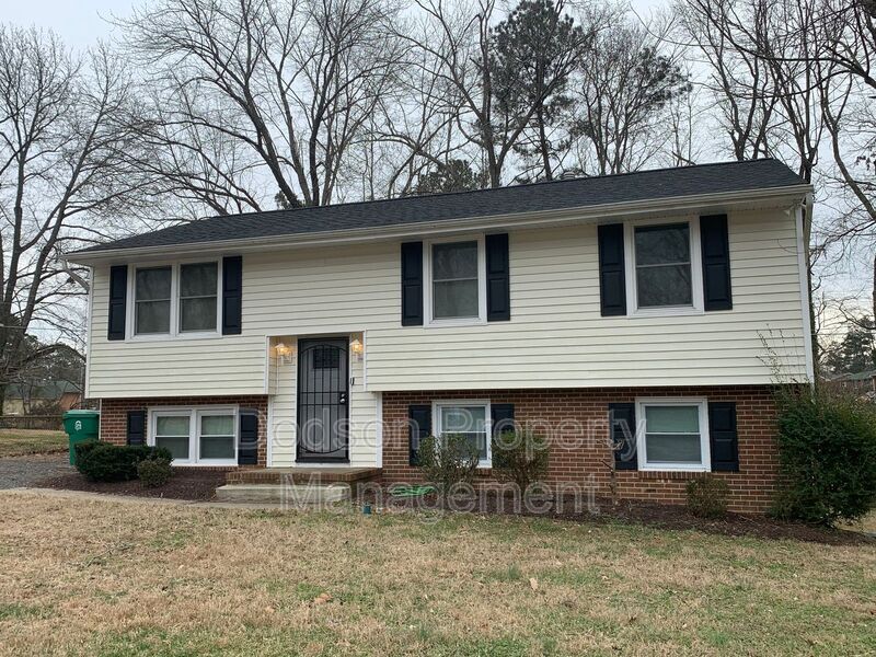 Foto principal - 1624 Darby Dr