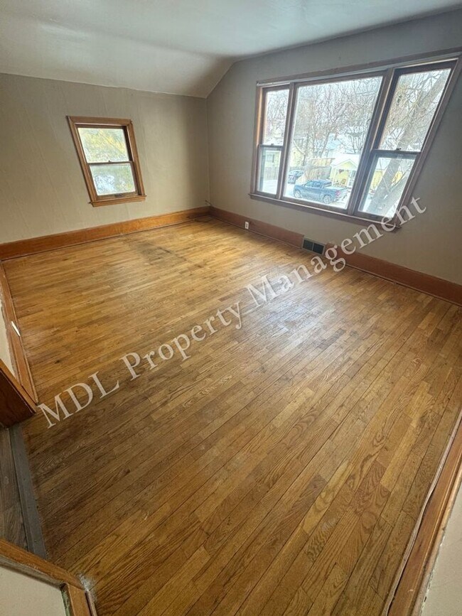 Foto del edificio - 909 Mackinaw St