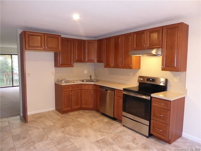 Building Photo - 150 Burritt St