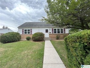 Building Photo - 242 N 39th St