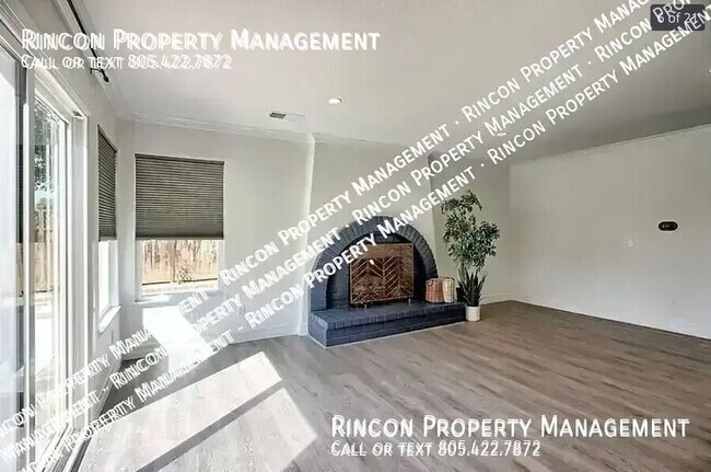 Foto del edificio - 2585 Warbler Ave