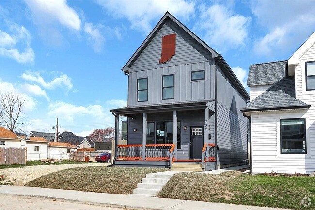 Building Photo - 738 Terrace Ave