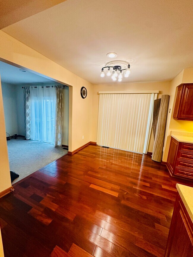 Foto del edificio - 30244 Southampton Ln