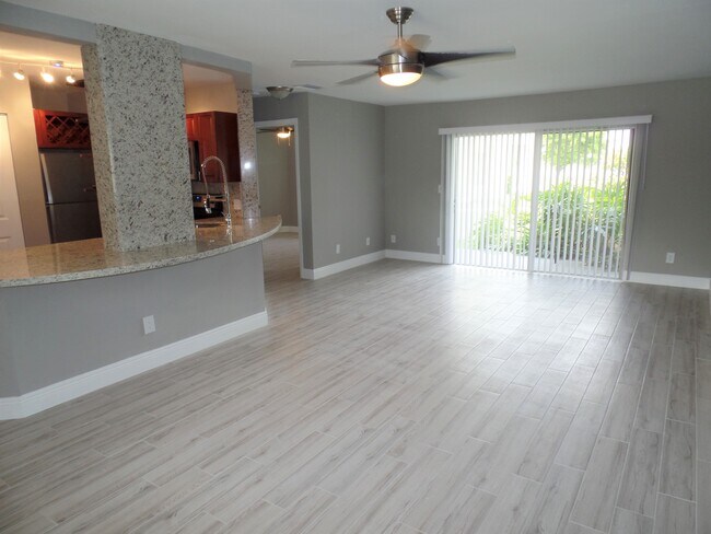 Foto del edificio - 3417 NW 44th St