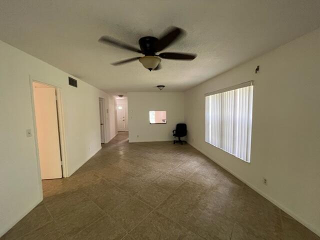 Foto del edificio - 1900 S Kanner Hwy