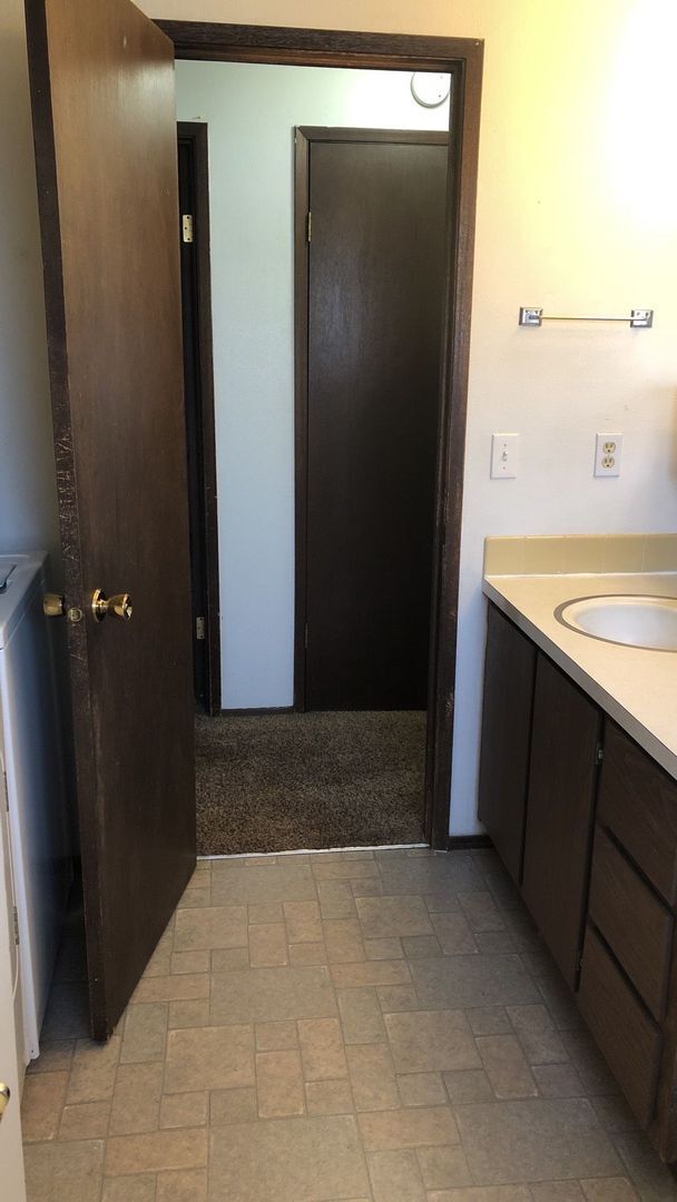 Foto del edificio - 2125 NW Turner Dr