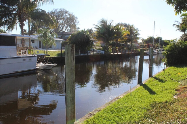 Foto del edificio - 1520 SW 5th St