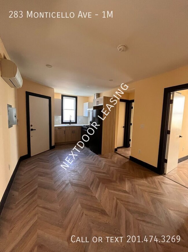 Building Photo - 283 Monticello Ave