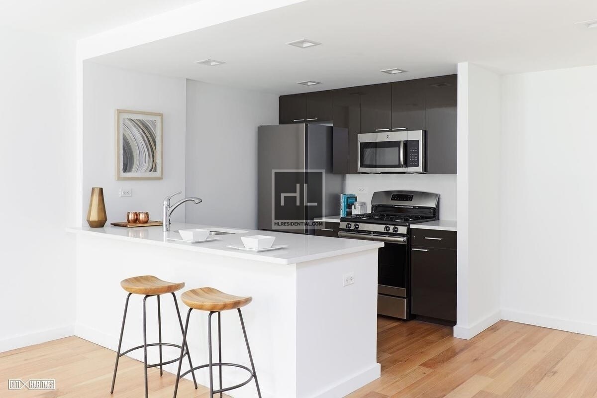 Foto del edificio - 4118 Crescent St