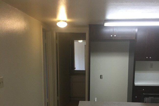 Building Photo - 343 W Lomita Ave