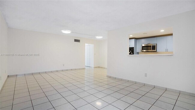 Foto del edificio - 1340 Lincoln Rd
