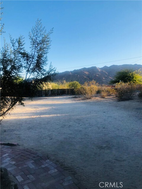 Foto principal - 6670 Pine Ave