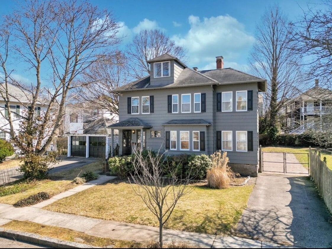 Photo - 16 Pierpont Rd (Boston, MA)