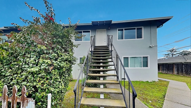 Building Photo - 189 Wilton Dr