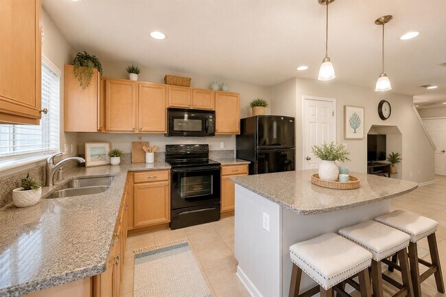 Building Photo - 159 Crete Ct