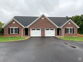 Building Photo - 3693 Port Republic Rd