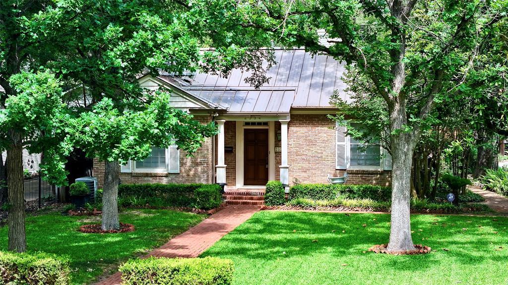 Foto principal - 2534 Harris Blvd