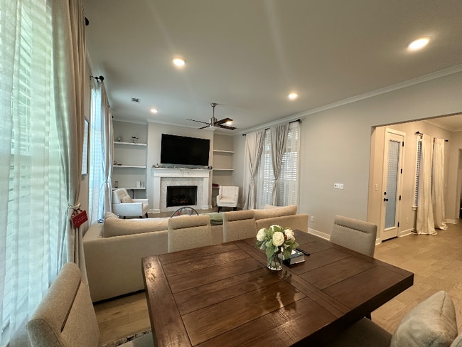 Building Photo - 5608 Gerber Rd