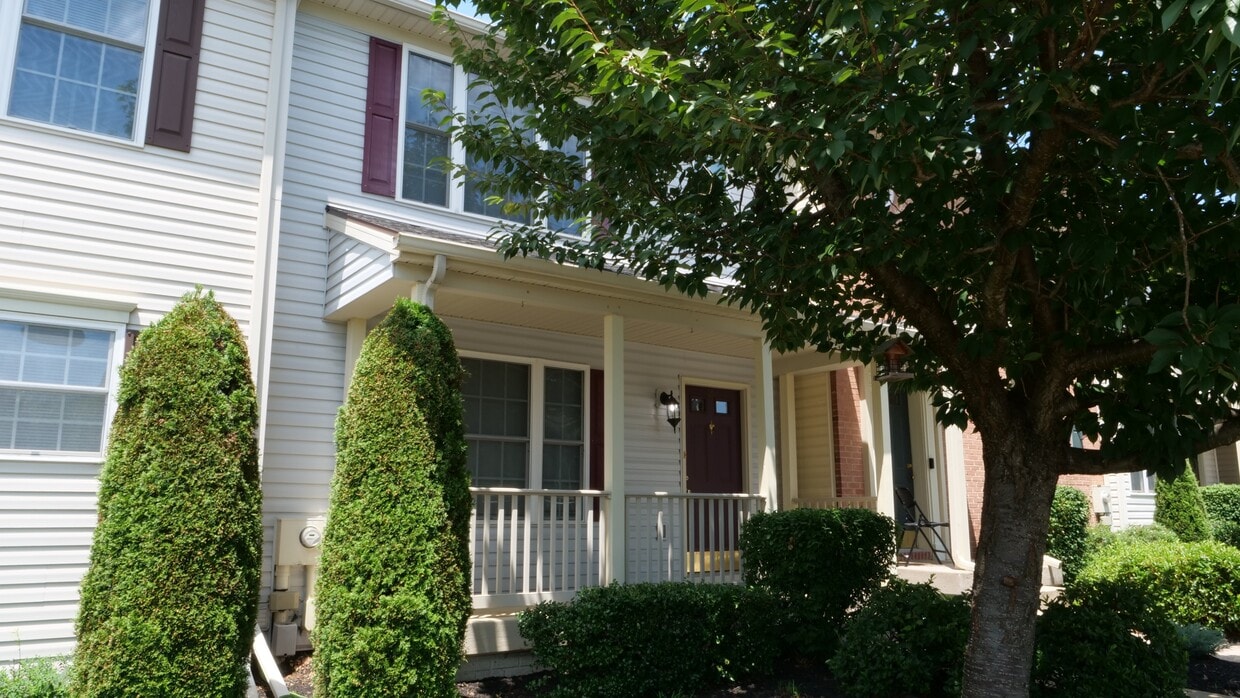 Building Photo - 55 Mabel Ln