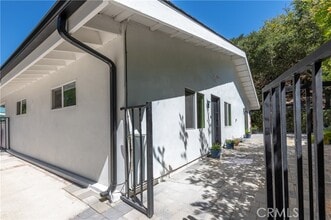 Building Photo - 3696 Valley Meadow Rd