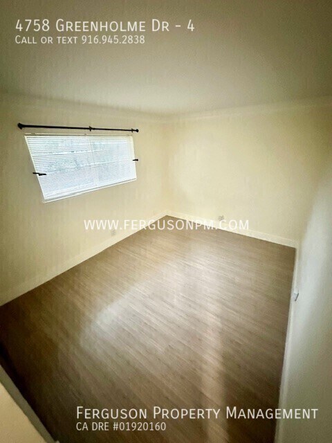 Foto del edificio - 4758 Greenholme Dr
