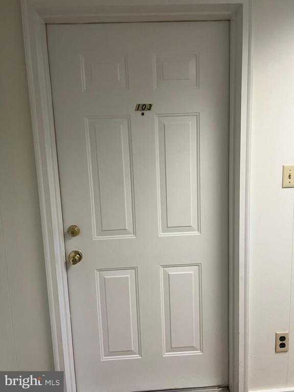 Foto del edificio - 103 Thompson Ln