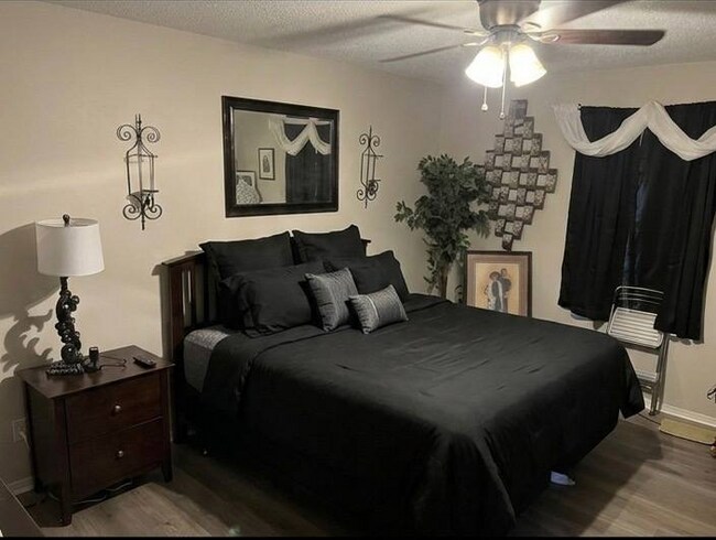 Foto del edificio - 274 Summer Breeze St