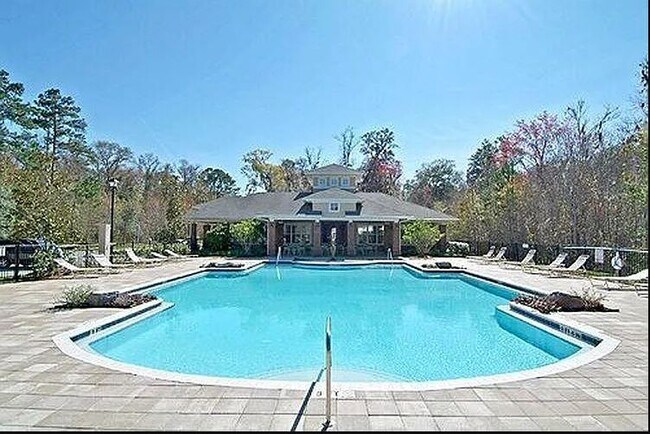 Foto del edificio - 3553 Twisted Tree Ln