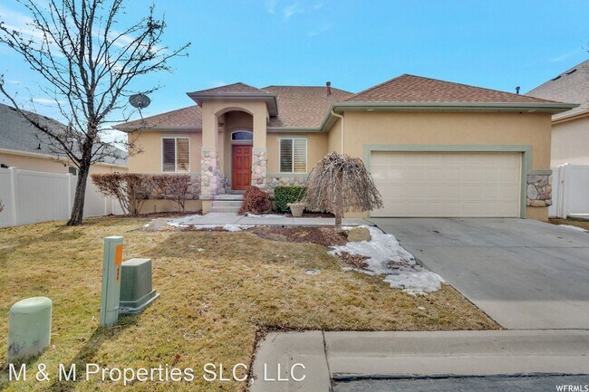 Building Photo - 5 br, 3 bath House - 10601 S Pinyon Pines ...