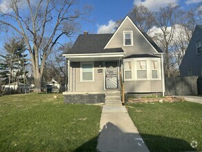 Building Photo - 9584 Auburn St