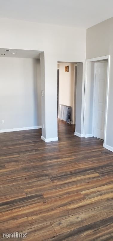 Primary Photo - 460 Park Ave