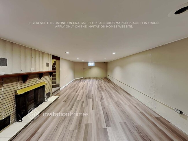 Foto del edificio - 10020 Kent St