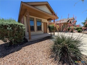 Building Photo - 534 Creekside Cir